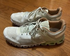 On Cloud Running CLOUDFLOW Shoes - Women's SZ 10 US Excellent Condition No Box