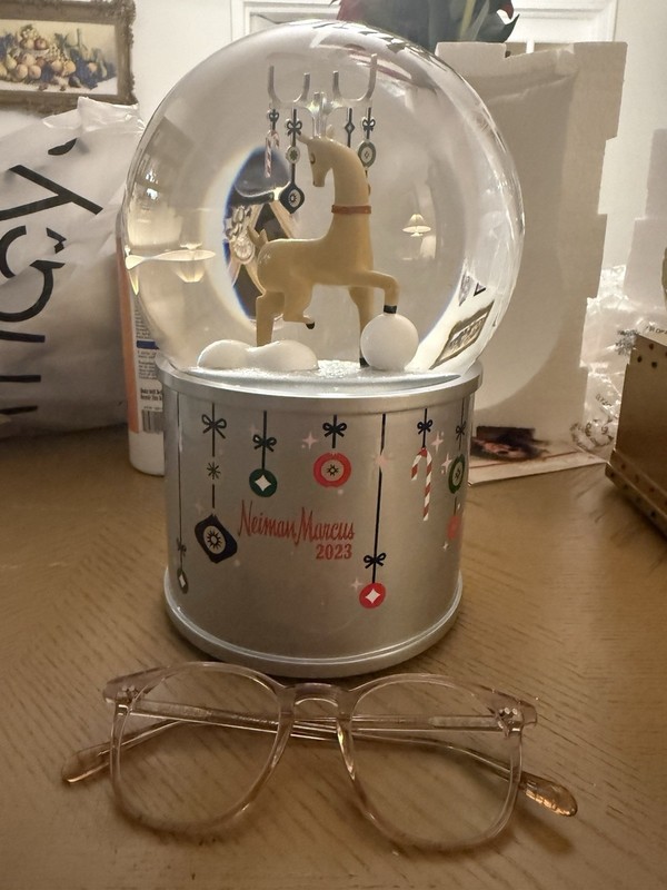 Neiman Marcus Reindeer Wind Up Christmas Globe New Retail $100