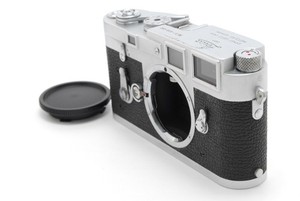 [Fast neuwertig] Leica M3 Doppelhub-Messsucherkamera Gehäuse DS LEICA aus JAPAN