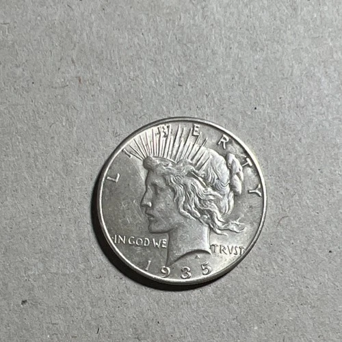 1935 Peace Dollar $1 Silver Coin Circulated Business Strike 0.9 Fineness