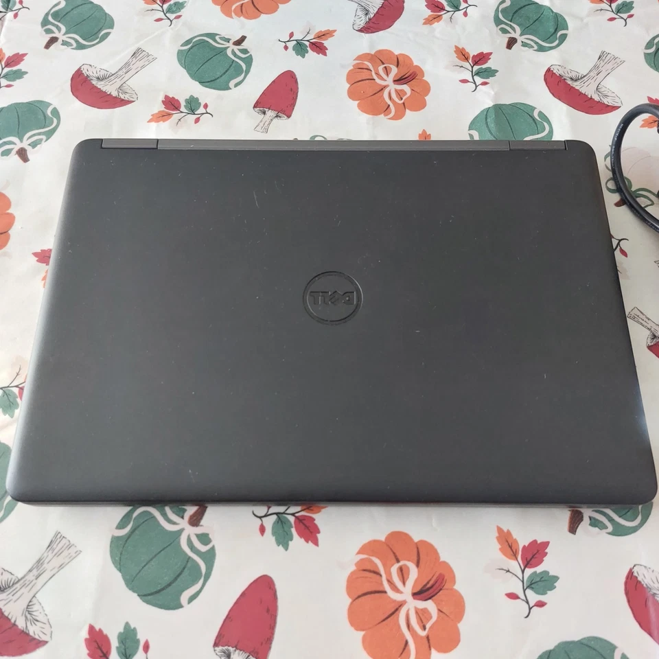 Dell Latitude E5250 · i3-5010U · 8GB · 120GB, photo 4 of 5