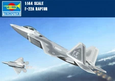 Trumpeter 01317 1/144 Scale USA F-22A Raptor Fighter Aircraft Assembly Model Kit