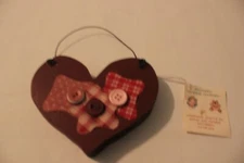 HEART DECOR WALL ACCENT