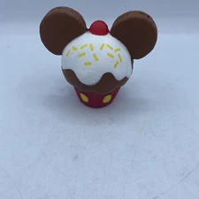 Kawaii Just Play Squeezies Mickey Cupcake, Multicolor