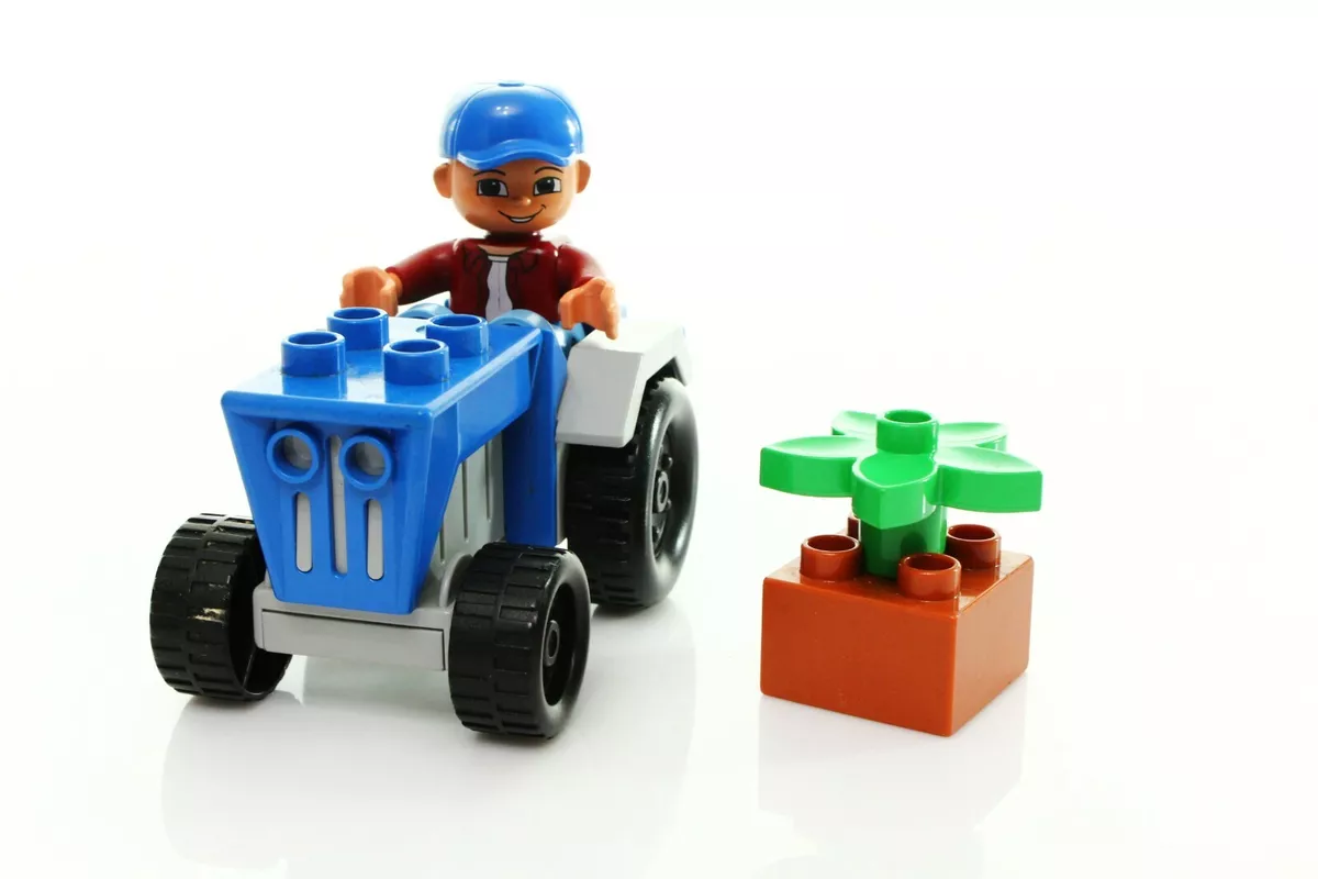 Lego Duplo Town Farm Set 4969 Tractor Fun 100 complete vintage
