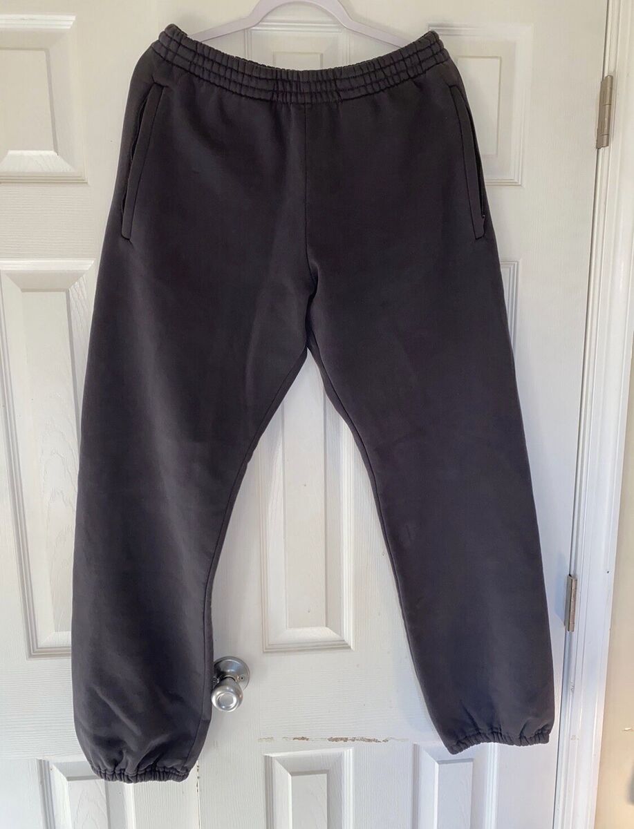 Yeezy Gap Engineered by Balenciaga Fleece Pants | eBay Yeezy Gap Engineered by Balenciaga Fleece Pants | eBay