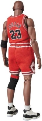 MAFEX No.100  マイケルジョーダン シカゴブルズ  メディコムトイ Mafex No.100 Michael Jordan Chicago Bulls MAFEX NBA Figure