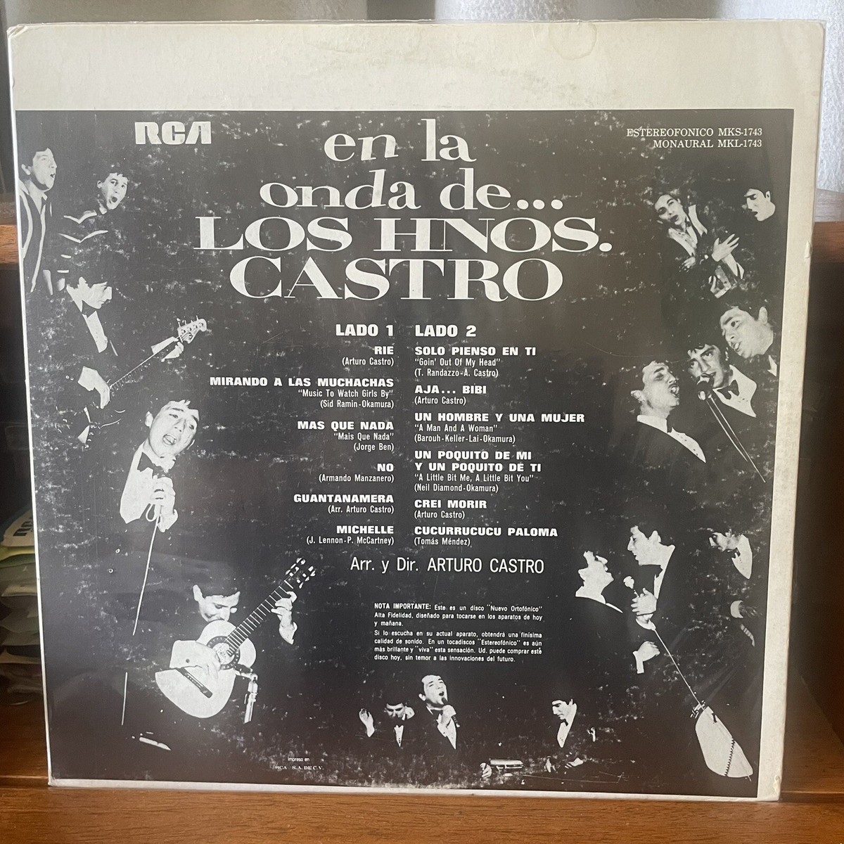 Arturo Castro Y Sus Castro's 75 – En … Arturo Castro Y Sus Castro's 74 – En Concierto – Vinyl (LP