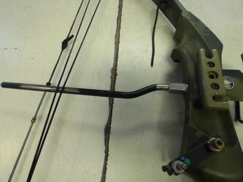 Vintage Bear Whitetail II Compound Bow READ - Picture 6 of 11