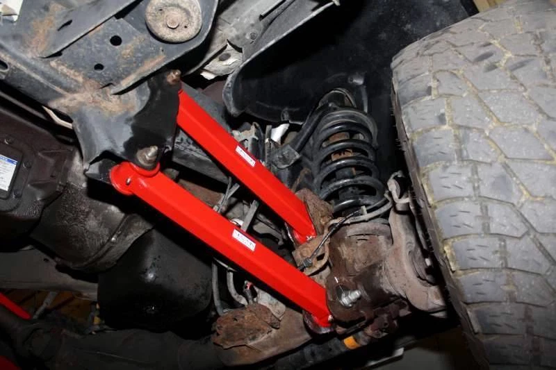 Передние верхние рычаги управления в коробке | 1994-1999 Dodge Ram 4x4 с подъемом 1,0–3,0 дюйма - Изображение 3 из 4