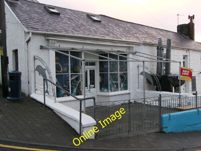 Foto 12x8 Shell Shop New Quay\/Ceinewydd Der Zungenbrecher beginnt, sie s c2012