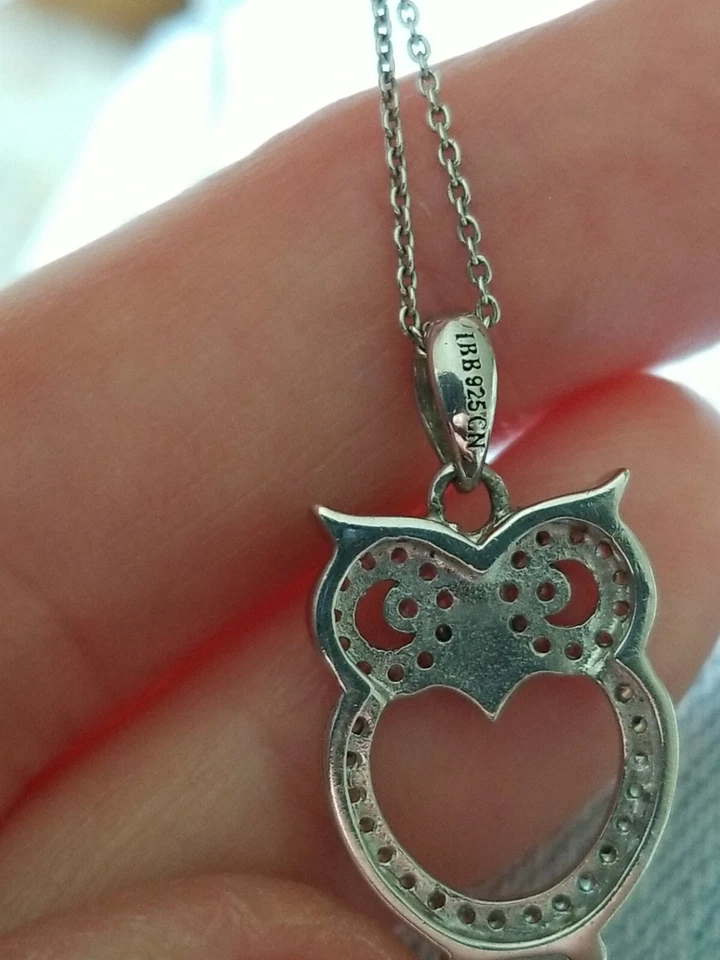 IBB LONDON BÚHO ESTERLINA/PLACA DE RODIO CON 42 DIAMANTES GENUINOS/CADENA ESTERLINA DE 18" Foto 3 de 4