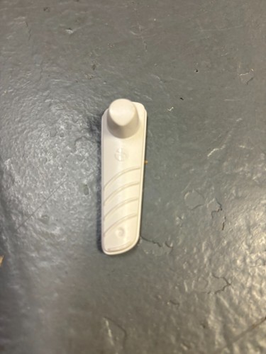 1,000 GENUINE SENSORMATIC® BRAND 5KG TAG W/PIN, PREOWNED - Picture 4 of 6