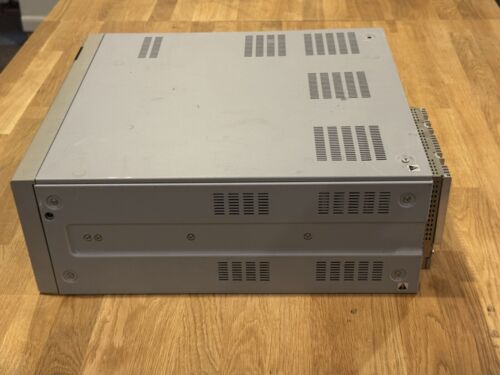 Sony UVW-1800 Betacam SP Videocassette Player Recorder - Picture 2 of 4