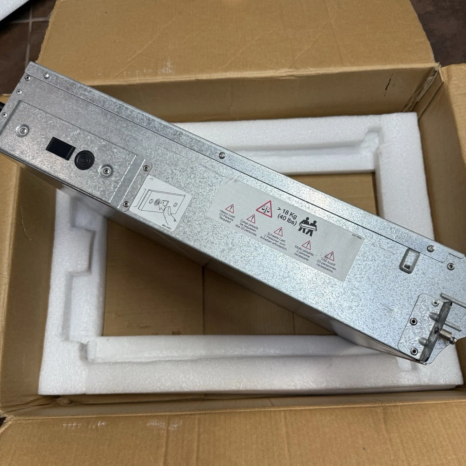 APC SYPM10KF2 Symmetra PX 10kW Power Module, 208V High Efficiency - Image 4 of 4