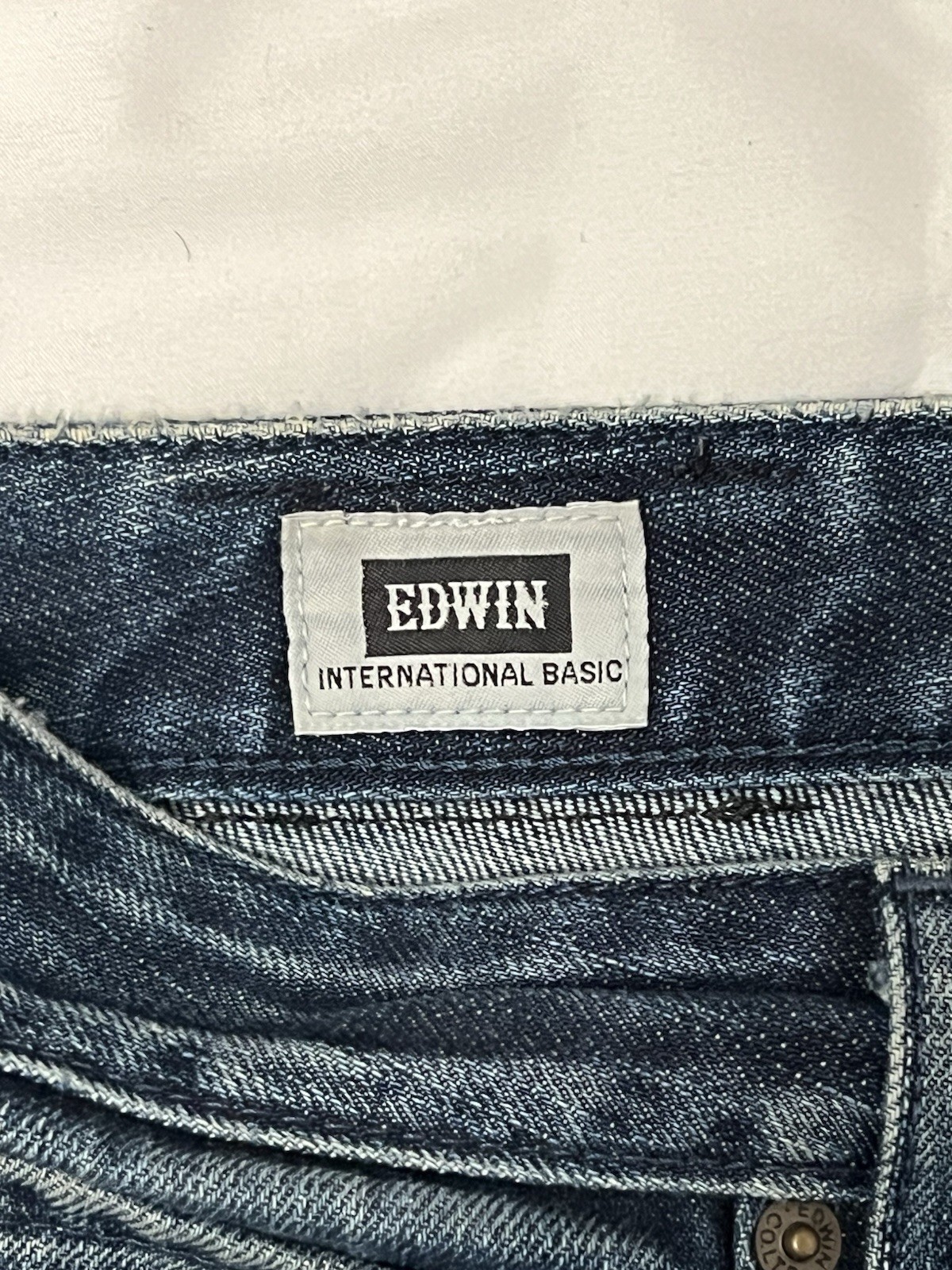 EDWIN International Basic Slim Straight Jeans 28x… - image 5