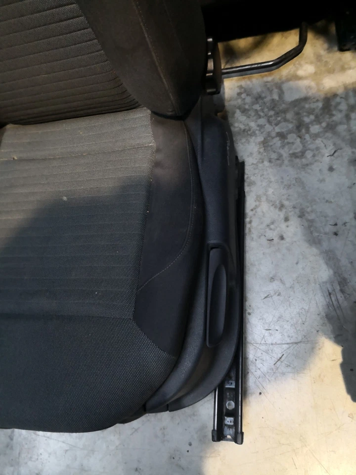 Tappezzeria Sedili Anteriori Polo 2020 Volkswagen Foto 4 de 4