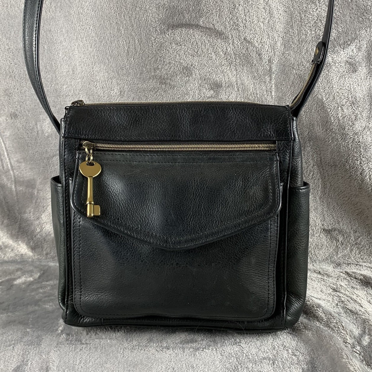 Vintage Fossil 1954 Crossbody Shoulder Bag Purse Pebbled Black Leather 75082