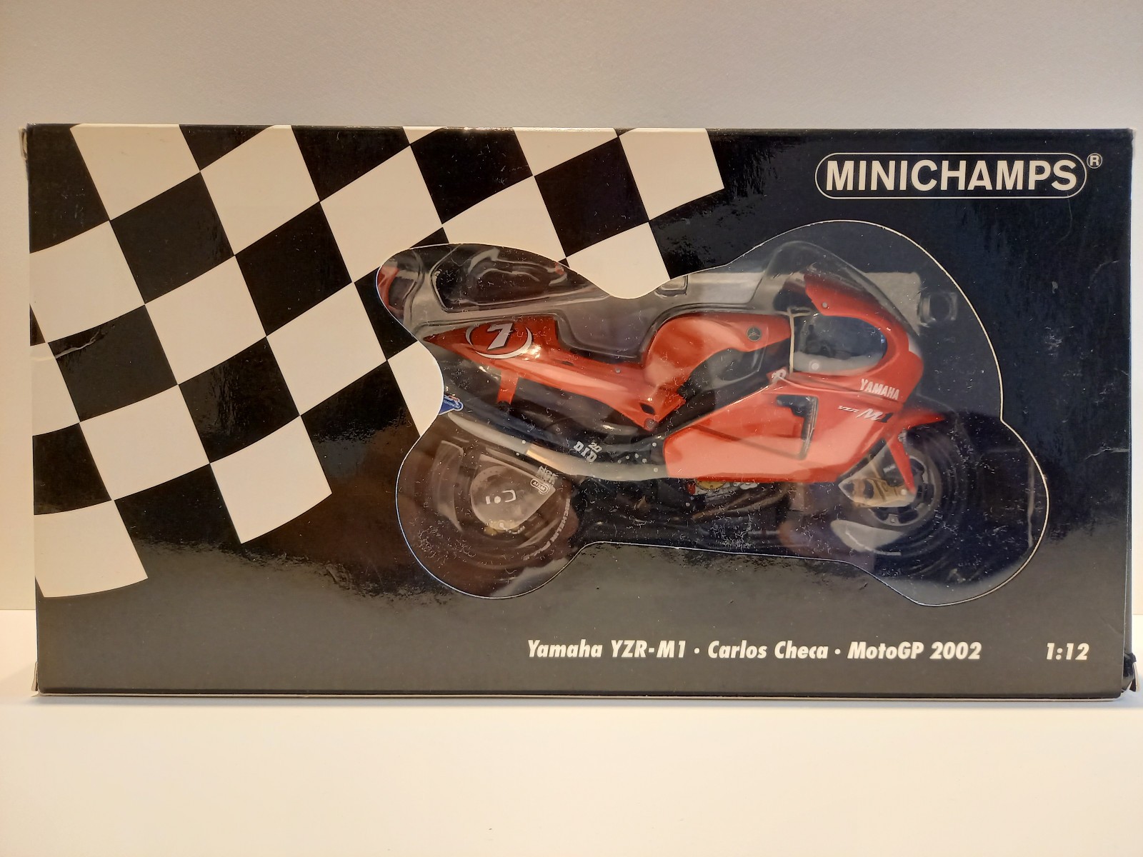 Moto GP YAMAHA YZR-M1 Carlos Checa 2002 Minichamps 1/12 miniature