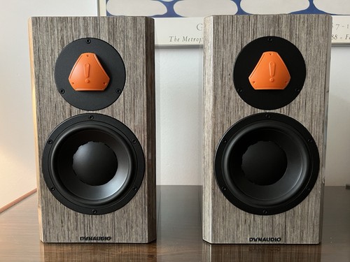 Dynaudio Special Forty Bookshelf Speakers; High Gloss Grey Birch Pair (1/1)