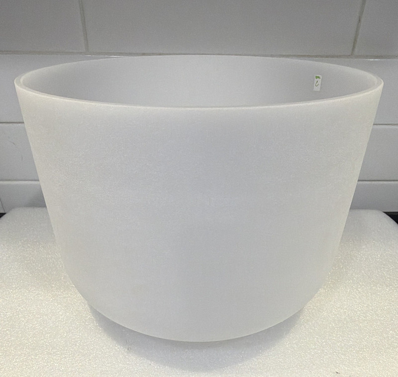 Crystal Singing Bowl. Note C