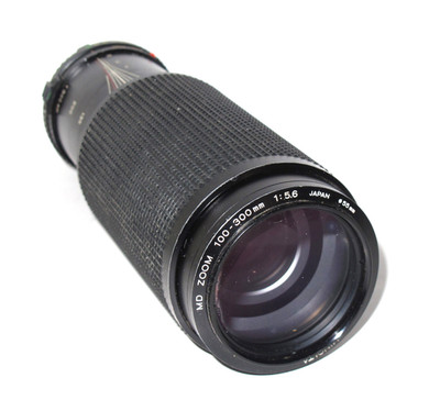 MINOLTA Vintage 100-300mm f5.6 Macro MD Mount Telephoto Zoom Lens READ!
