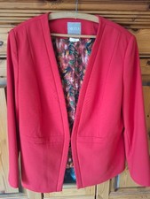 Eleganter Kurzblazer Gr. 46. rot