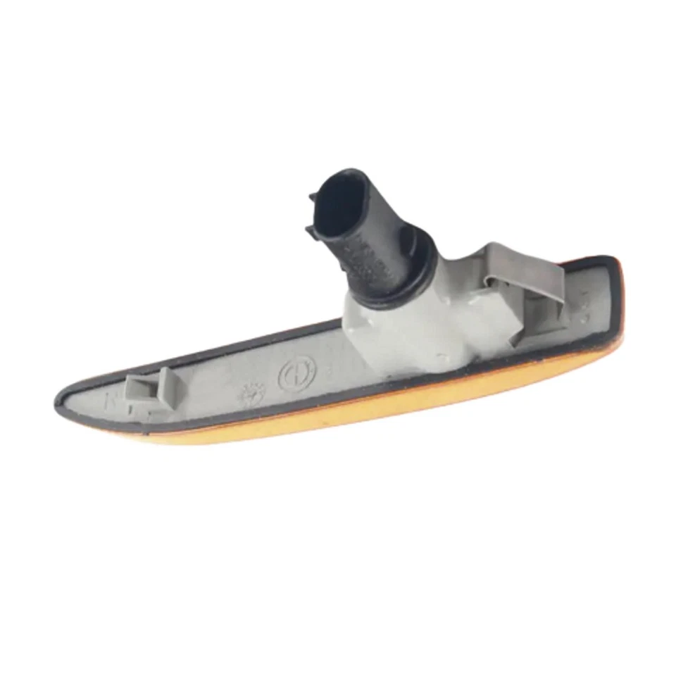 Luz de señalización lateral del lado del pasajero BM2571119 BMW 760i 2003-2008 Foto 2 de 4