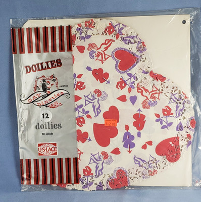Vintage Pkg of 12 Paper VALENTINE DOILIES Printed U.S. Lace Paper Works Inc. NIP
