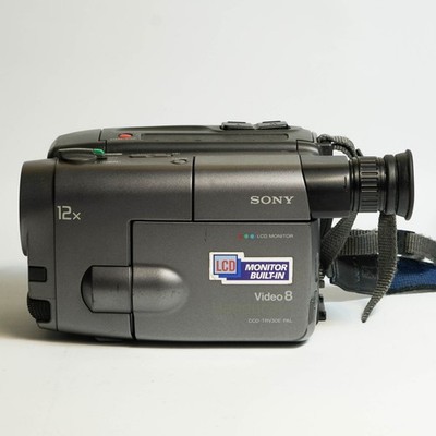 Sony CCD-TRV30E Video8 Handycam PAL Recording OK Playback B&W
