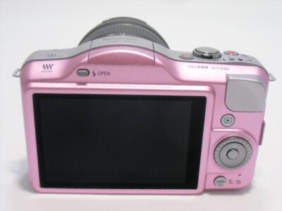 Panasonic gf3 ピンク　☆送料無料☆ LUMIX パナソニック ミラーレス Panasonic DMC-GF3 レンズキット