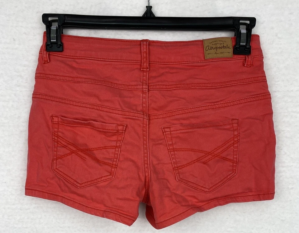 Pantalones Cortos Aeropostale Para Mujer 4 Rosa tiro Alto Cortos Botón Mosca tiro Medio Utilidad Foto 2 de 4