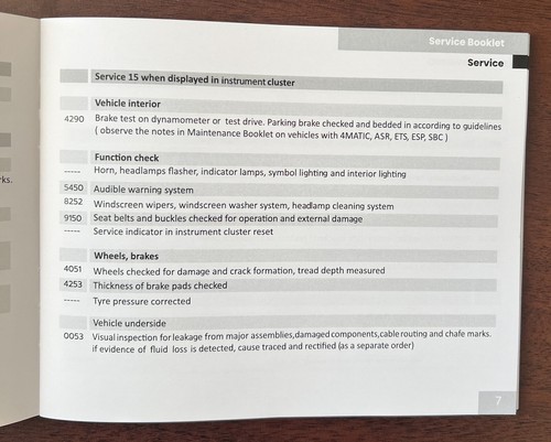 MERCEDES C CLASS SERVICE BOOK GENUINE COVERS ALL MODELS PETROL/DIESEL ALL - Picture 2 of 3