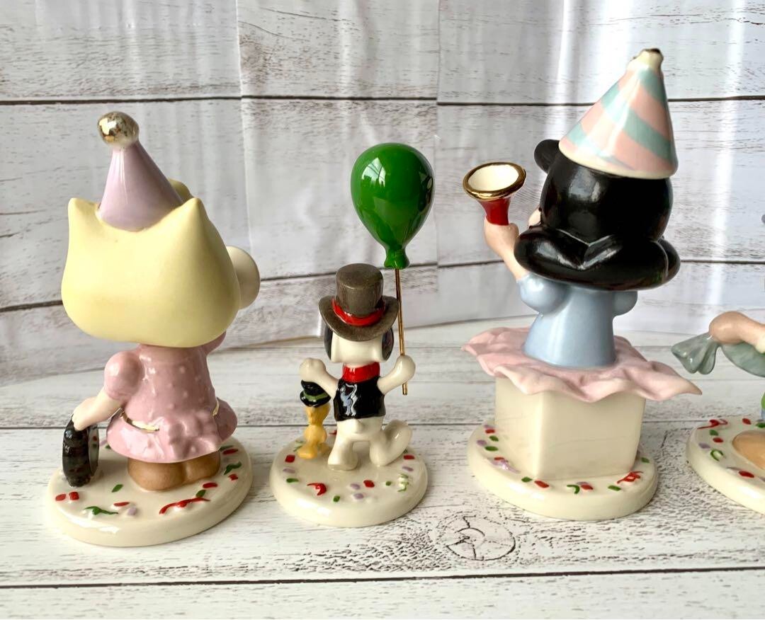 SNOOPY - スヌーピー海外限定 Lenox ビーチパーティ Lenox Peanuts Beach Party Figurines (Set of 5) - Bed Bath