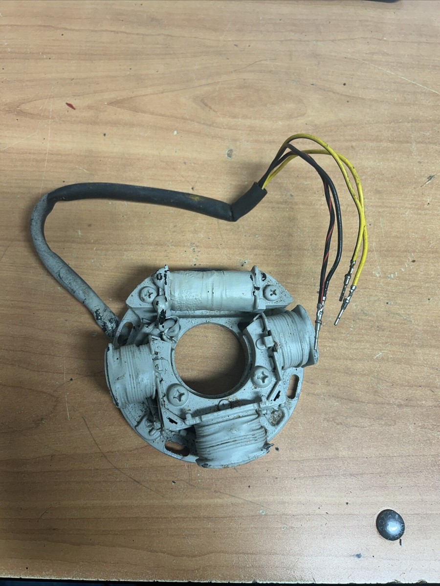 スポーツ 121577 Seadoo OEM Stator Magneto 1995 1996 1997 657x 717 720 4-wire