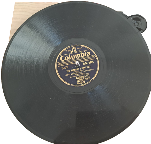 JO STAFFORD AND TEDDY JOHNSON - THERE'S A SMALL HOTEL 78 RPM COLUMBIA £19.99 - Foto 2 di 2