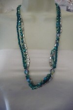 3 STRANDS GREEN  SILVER TONE GLASS BEADS NECKLACE 1512A