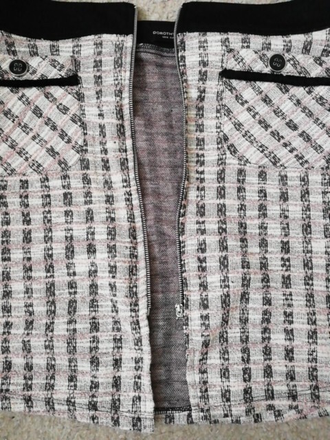Foto 6 di 8