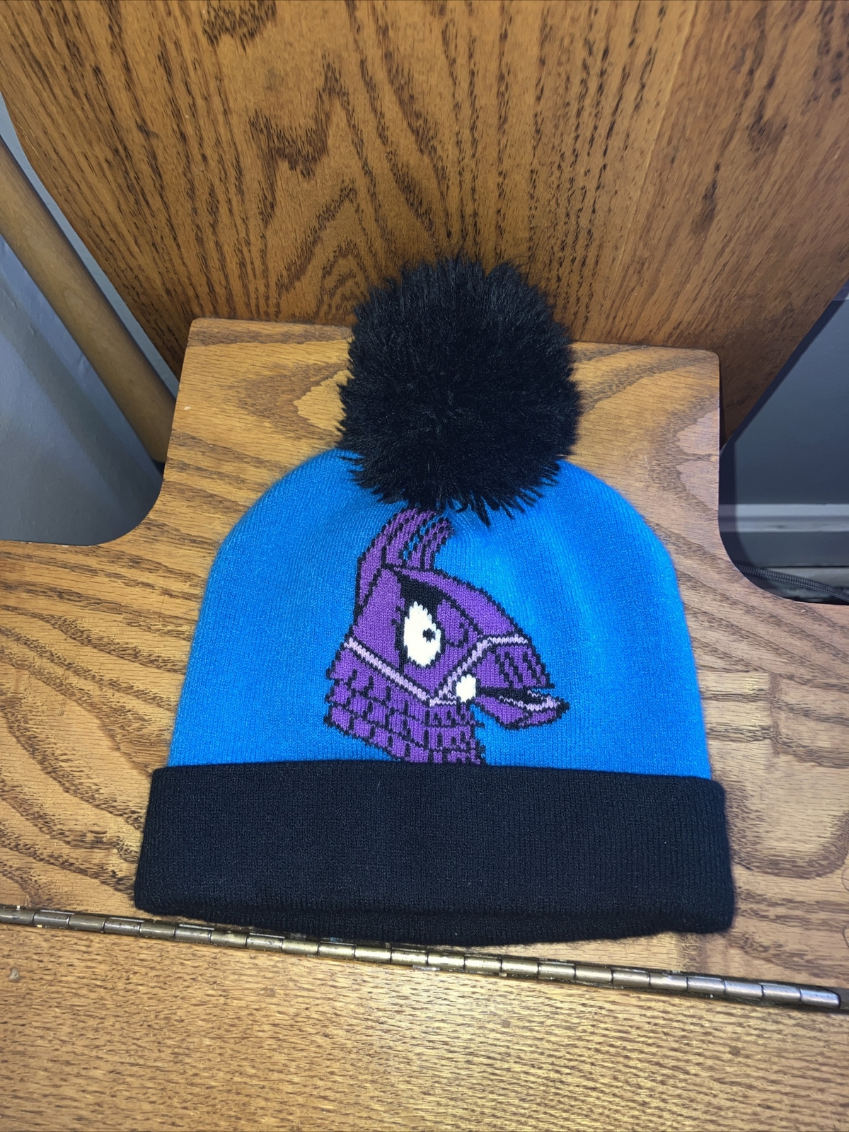 Picture 2 of 8