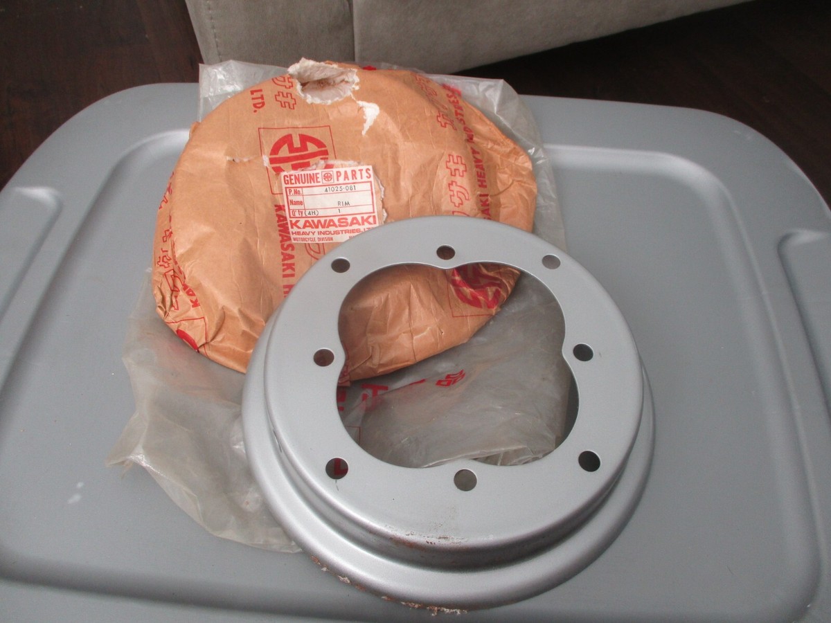 mee※ NOS Kawasaki OEM Rim 2.50-8 1976-1980 KV75 1975 MT1 41025