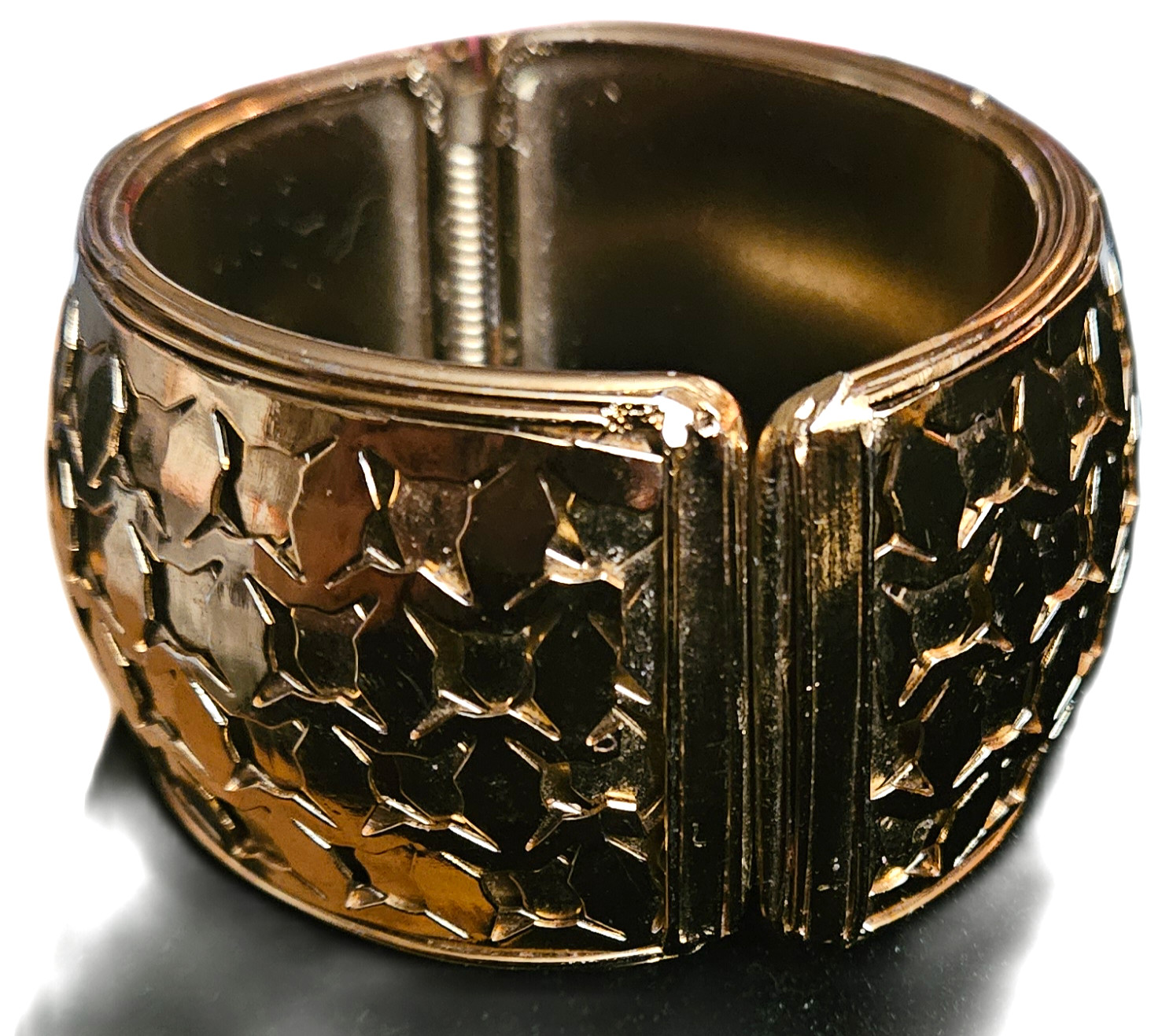 BRACELET Bangle Cuff Gold Tone Woven Design Size 7 Inch Hinged