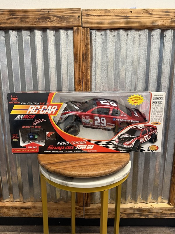 New Bright Snap-On RC Car 29 Stock Car Kevin Harvick RCR Radio Control New 9.6v