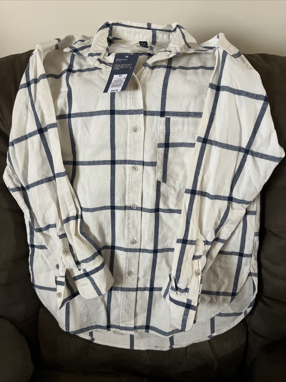 Universal Thread Women White Plaid LongSleeve ButtonDown Shirt Size XS