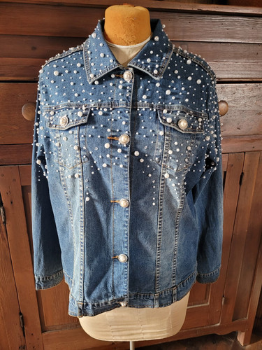 The Quacker Factory Pearl Beaded Blue Denim Woman's Jacket SZ MED - Picture 1 of 5