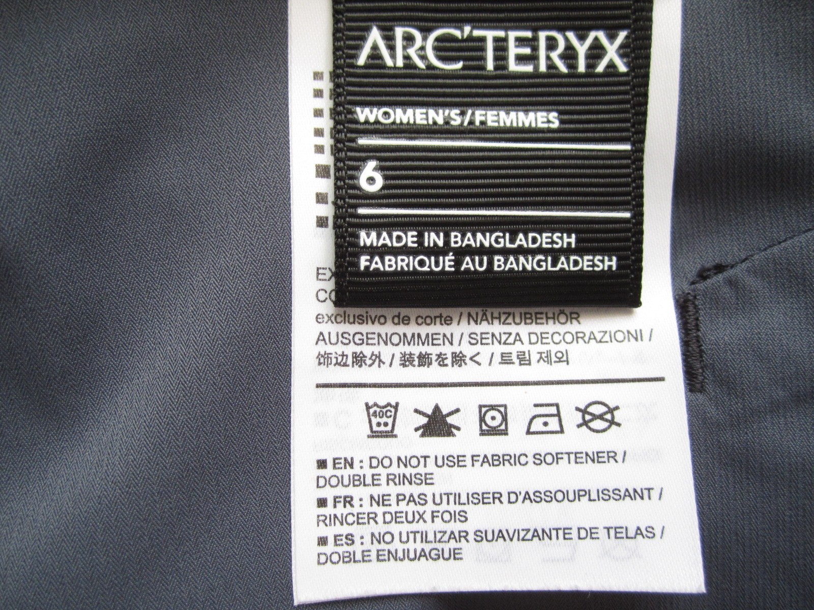 Women Arc Teryx Polyester Outdoor Shorts Sz 6 (WP303) thumbnail 3