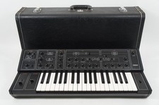 YAMAHA CS10 Monophonic Analog Synthesizer CS-10 w/ Hard Case 120V EXCELLENT