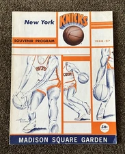 Vintage New York Knicks 1966-67 Program Unscored - Willis Reed