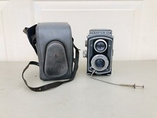 GRAFLEX 22 TWIN LENS REFLEX CAMERA MODEL 200 VINTAGE CASE AS-IS
