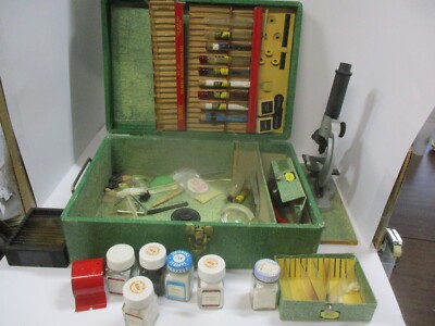 Vintage GILBERT Large Microscope Lab Set in Wood Carrying Case ROUGH SHAPE