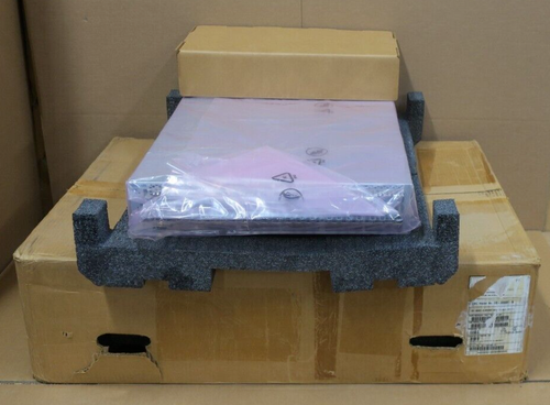 NEW Brocade EMC DS-6520B 16Gb 96-Port (48x Active) FC SAN Switch + 48x 16Gb SFP - Picture 2 of 9